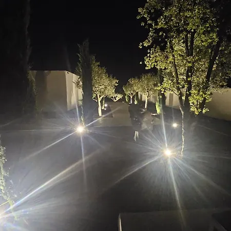 Signature Piscine Jacuzzi Villa Nîmes